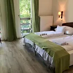 Viktória Balatonalmádi