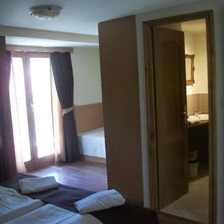 Viktória Vendégház Balatonalmádi