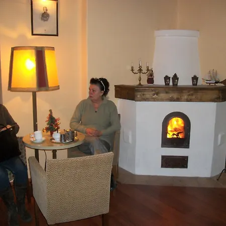 Viktória Balatonalmádi