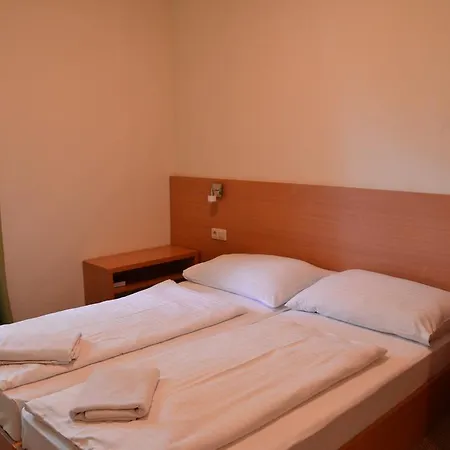 Viktória Balatonalmádi