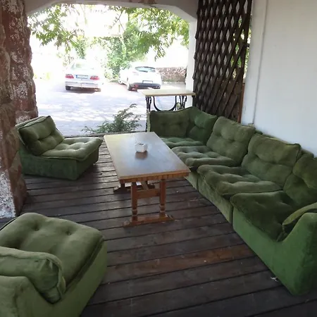Viktoria Guest house 3*